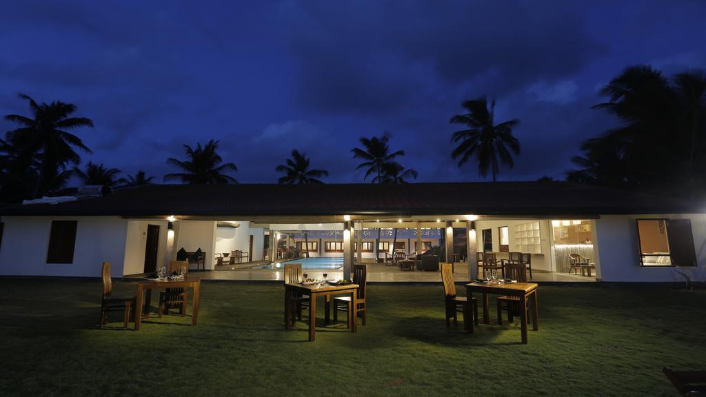 The Beach Boutique Uswetakeiyawa Esterno foto