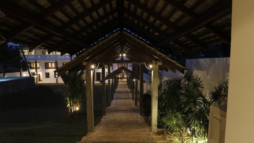The Beach Boutique Uswetakeiyawa Esterno foto