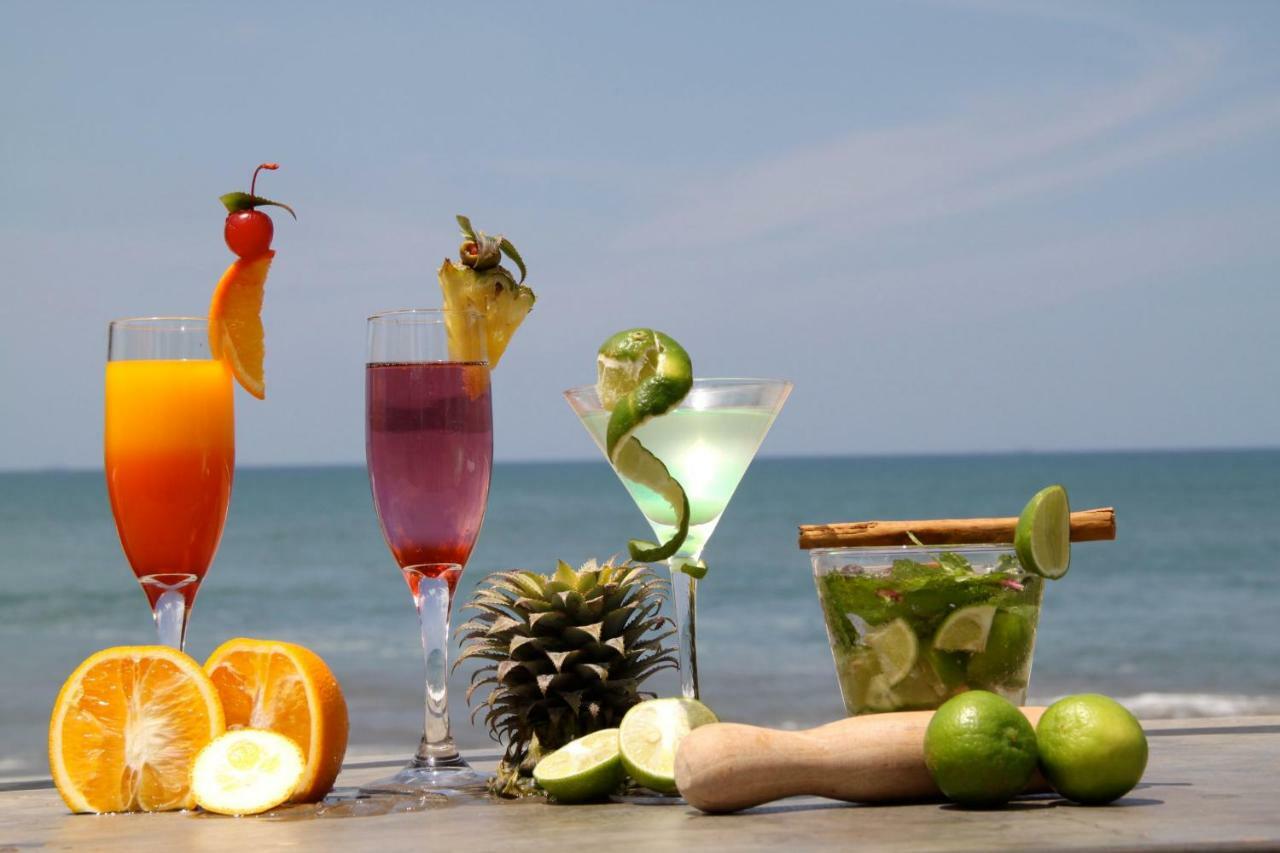 The Beach Boutique Uswetakeiyawa Esterno foto